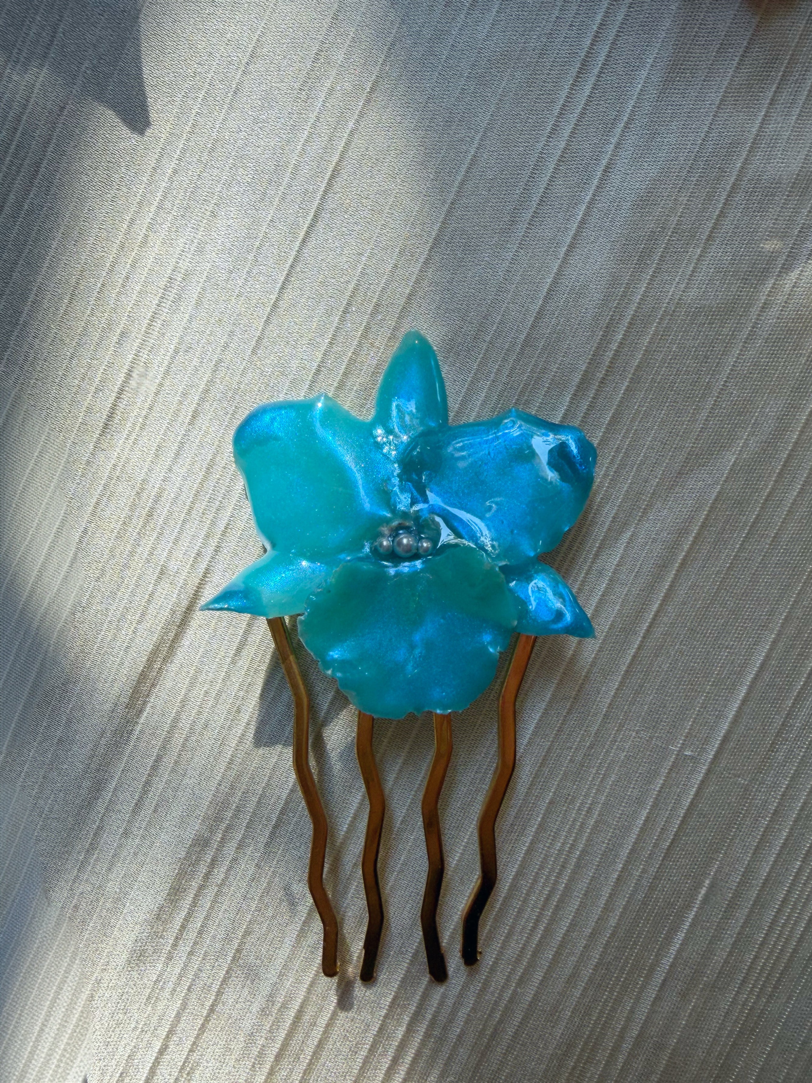 Water Nymph Hair Comb
