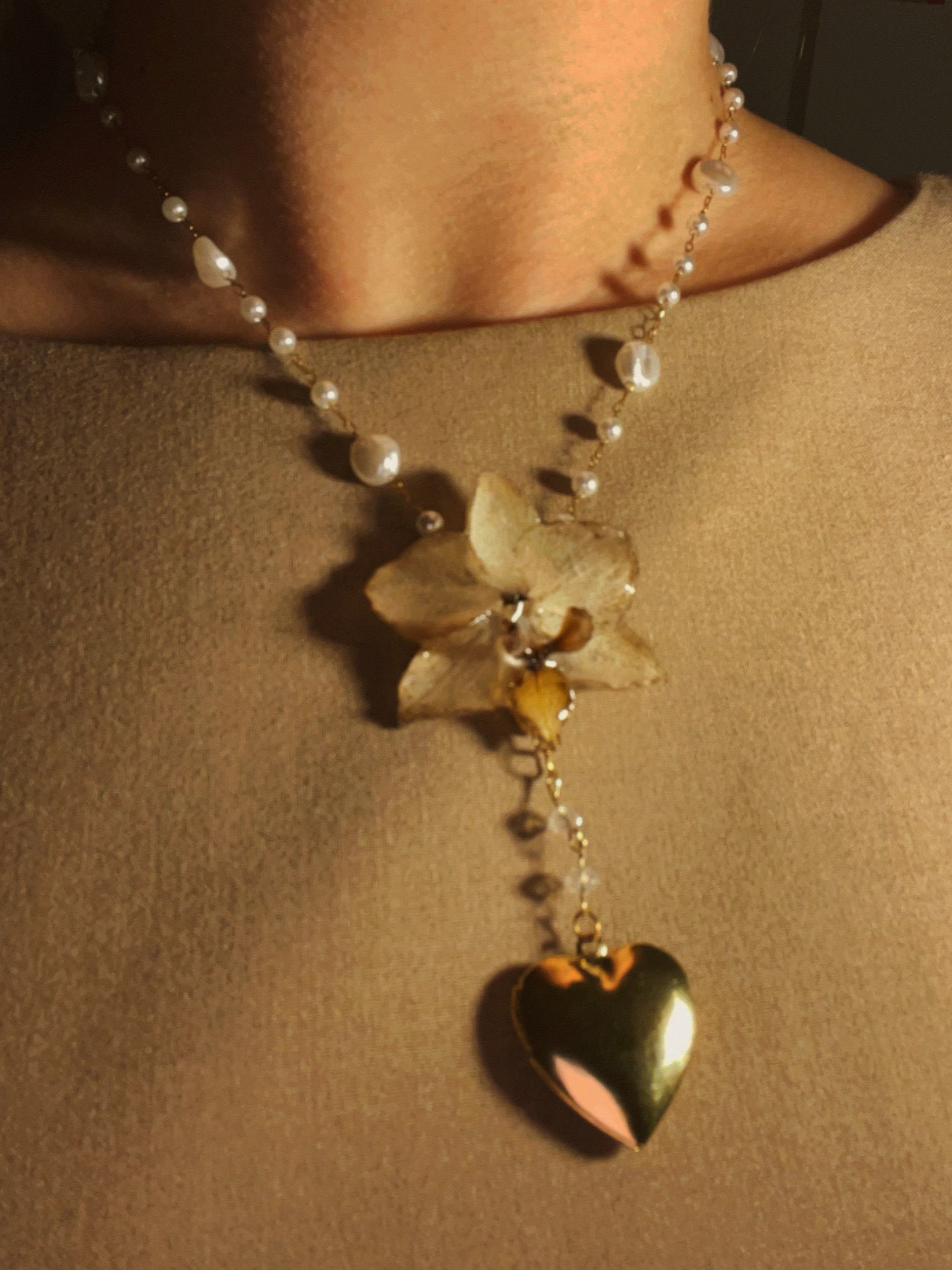 Golden Orchid Lariat