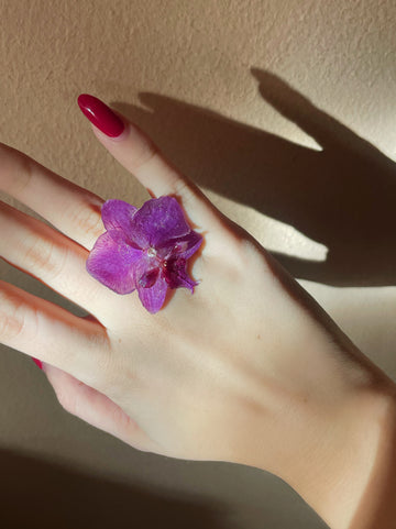 Orchid Solitaire Ring